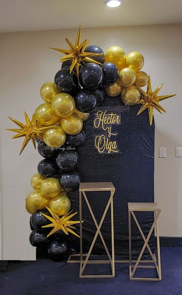 decoracion de eventos mampara y dos mesas
